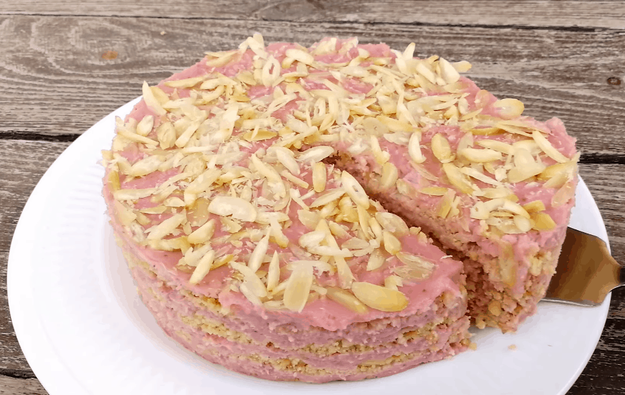 Шикарный летний торт без выпечки: быстро и безумно вкусно