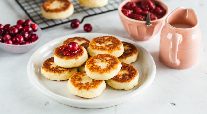 Классические сырники на сковороде Классические сырники на сковороде