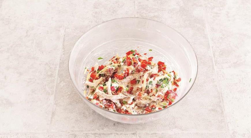 Роллы из лаваша с сыром и курицей Роллы из лаваша с сыром и курицей