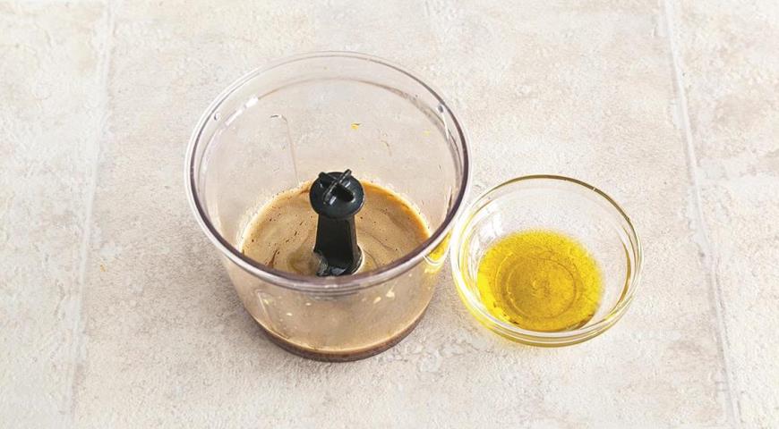 Азиатский салат из гречневой лапши и тофу